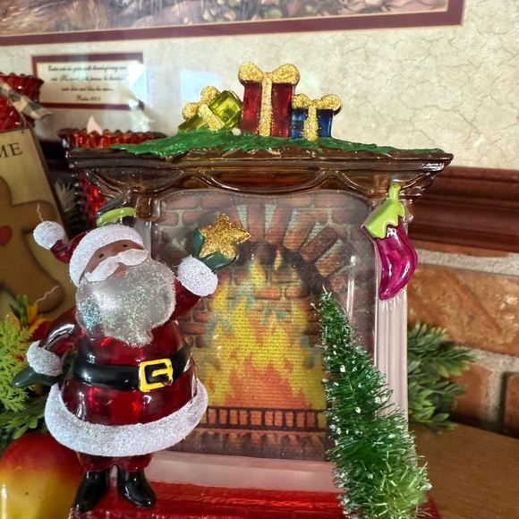 Vintage 1994 Festive Santa Fireplace Night Light - Picture 7 of 7
